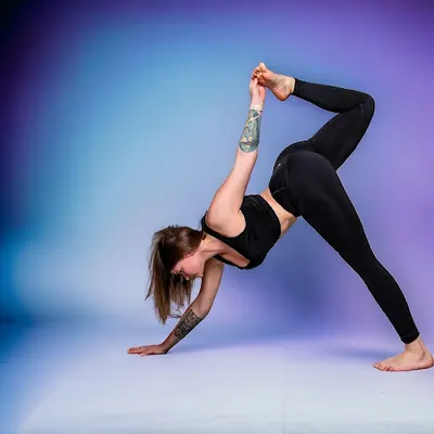 Shakti Joga Toruń. Zajęcia z jogi w Toruniu. Anastasiia Sakharova